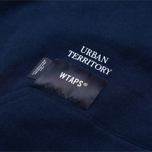 W)taps(ダブルタップス)のWTAPS CROSS BONES HOODY COTTON NAVY 03 L メンズのトップス(パーカー)の商品写真