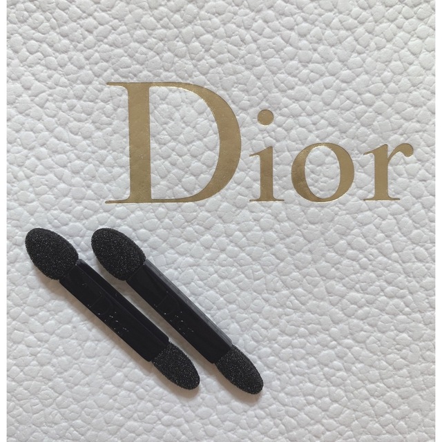 Christian Dior(クリスチャンディオール)の【クリスチャン ディオール】アイシャドウ チップ　2本 コスメ/美容のメイク道具/ケアグッズ(ブラシ・チップ)の商品写真