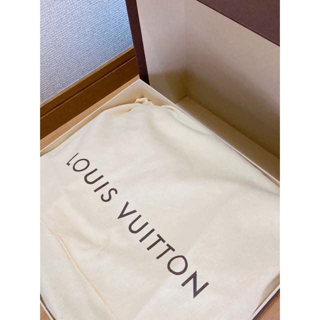 LOUIS VUITTON(ルイヴィトン)の【新品】ルイヴィトン　ヴェルニ　アマラント　バッグ レディースのバッグ(ハンドバッグ)の商品写真