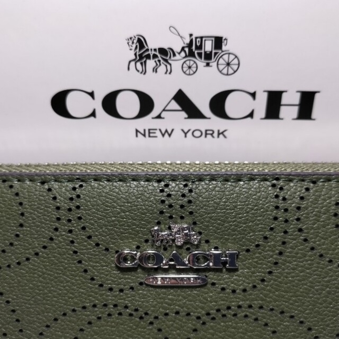 COACH(コーチ)の【１番人気商品】　コーチ　長財布 レディースのファッション小物(財布)の商品写真