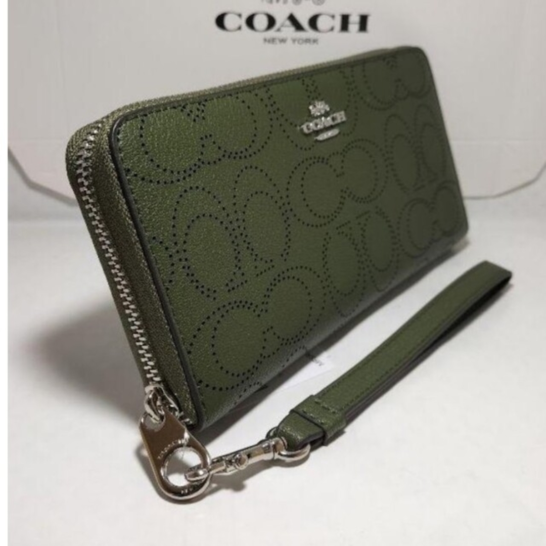 COACH(コーチ)の【１番人気商品】　コーチ　長財布 レディースのファッション小物(財布)の商品写真