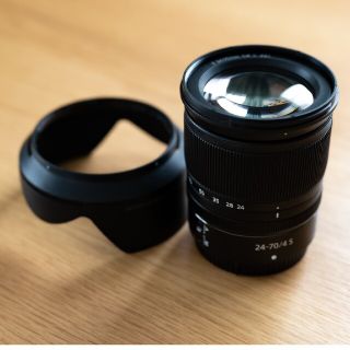 ニコン(Nikon)の[使用回数少] Nikon NIKKOR Z 24-70mm f/4 S(レンズ(ズーム))