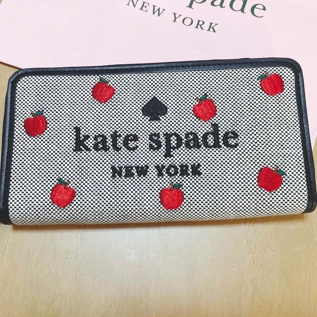 kate spade ケイトスペード 長財布 未使用 愛用 64.0%OFF aulicum.com ...