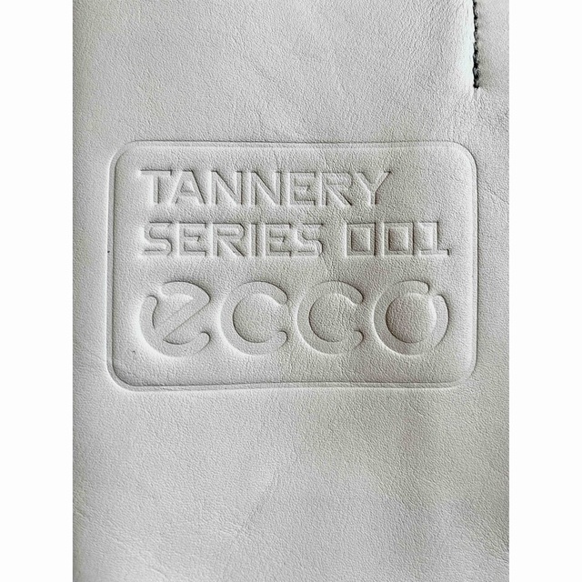 ECCO TANNERY SERIES 001 （本革レザートートバッグ）