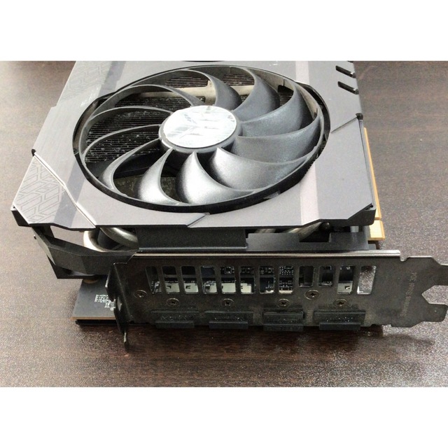 ASUS TUF GAMING RADEON RX 6700 XT