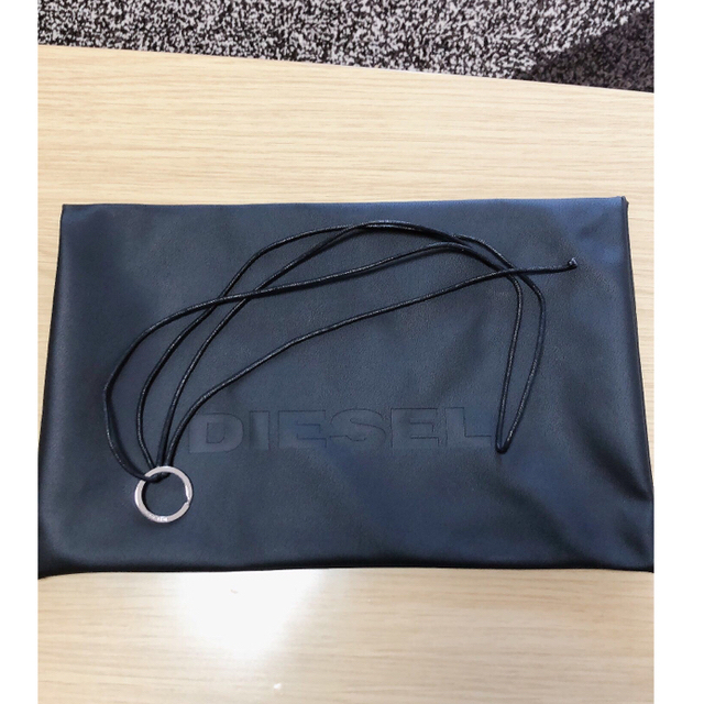 DIESEL(ディーゼル)のDIESEL レザー調　クラッチバッグ　ショップバッグ　ギフトバッグ メンズのバッグ(セカンドバッグ/クラッチバッグ)の商品写真