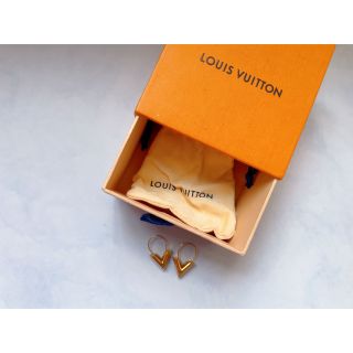 ルイヴィトン(LOUIS VUITTON)のルイヴィトン ピアス フープ エセンシャルV(ピアス)