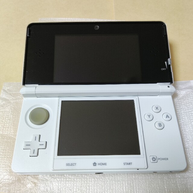 ニンテンドー3DS　アイスホワイト