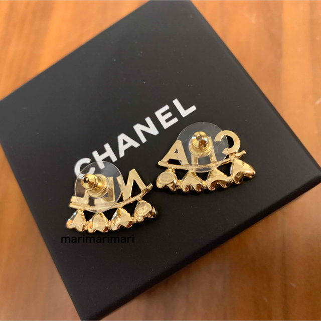 CHANEL - 今週限定！CHANEL 23P新作 ピアス ハートピアス ロゴピアスの ...