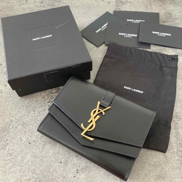 サンローラン　折り財布　YSL シュルピス　ウォレット　ブラック　カードケース