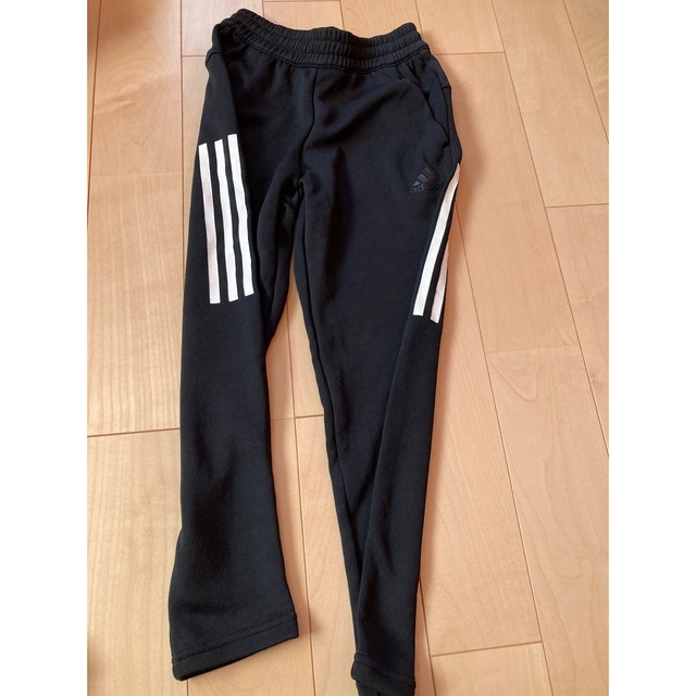 adidas(アディダス)のアディダス　定価から半額 キッズ/ベビー/マタニティのキッズ服男の子用(90cm~)(ジャケット/上着)の商品写真