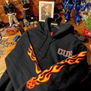 challenger huf コラボ　パーカー(パーカー)