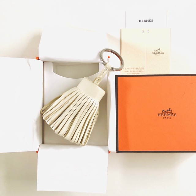 人気ブレゼント! HERMES エルメス カルメンウノドス ゴールド クレ