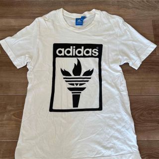 アディダス(adidas)のadidas Tシャツ(Tシャツ/カットソー(半袖/袖なし))