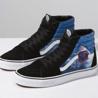 ヴァンズ(VANS)の激レア　vans shark week ハイカット(スニーカー)