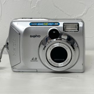 サンヨー(SANYO)の★1516 SANYO xacti S4 カメラ ジャンク 部品取 通電×(コンパクトデジタルカメラ)