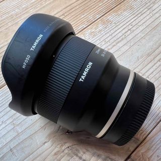 タムロン(TAMRON)のタムロン 20mm F/2.8 Di III OSD ソニーE 中古(レンズ(単焦点))