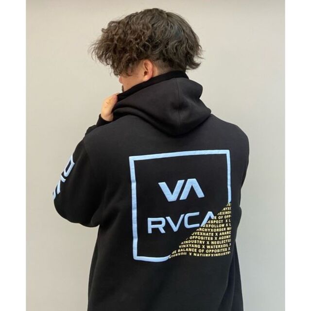 RVCA　ルーカ 　　バックプリントパーカー☆プルオーバー