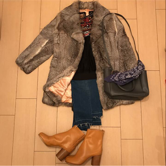 三田 ヴィンテージ BALMAIN フェイクファーコート レディース