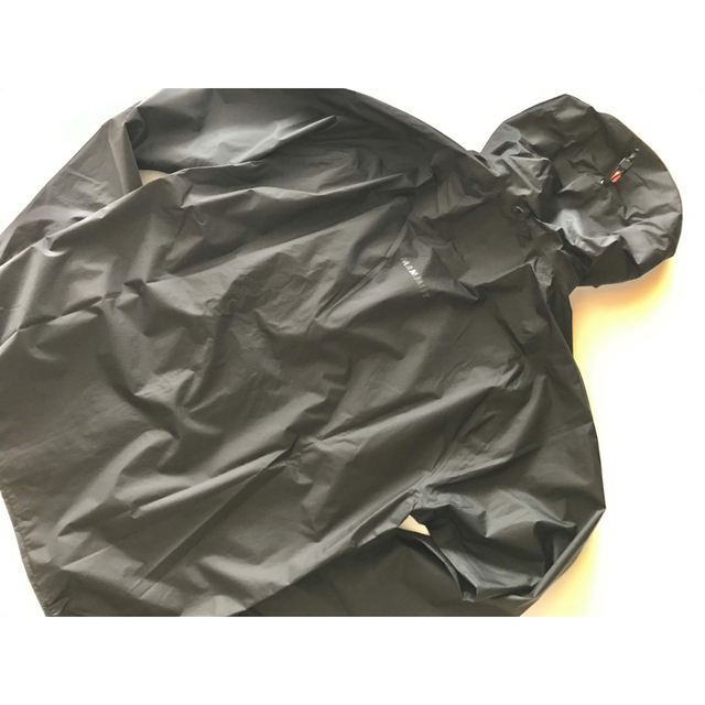 Mammut(マムート)のマムート　ハードシェルジャケット ケント ライト  アジアンフィット　黒 メンズのジャケット/アウター(マウンテンパーカー)の商品写真