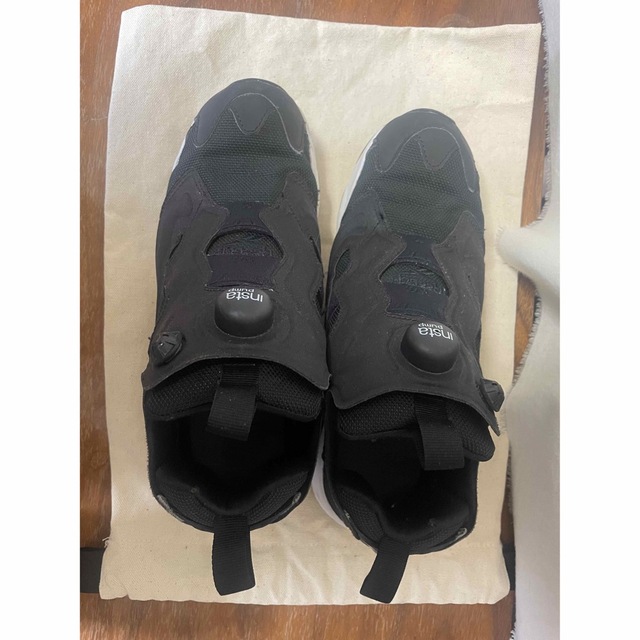 Reebok(リーボック)のReebok ポンプフューリー 24cm 白×黒 レディースの靴/シューズ(スニーカー)の商品写真