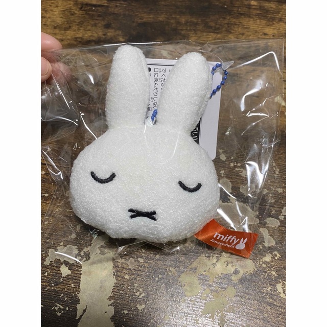 miffy(ミッフィー)のナムコ　ミッフィー　もこもこフェイスマスコット　すやすや エンタメ/ホビーのおもちゃ/ぬいぐるみ(キャラクターグッズ)の商品写真