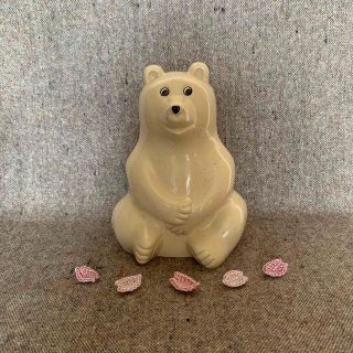 しろくま貯金箱　桜の花びら(インテリア雑貨)