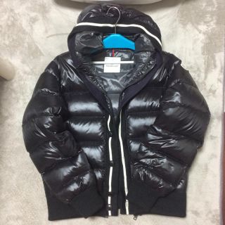 モンクレール(MONCLER)のMONCLER ダウン 美品(ダウンジャケット)