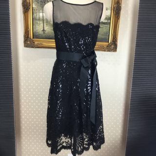 タダシショウジ(TADASHI SHOJI)の新品☆TADASHI SHIJO  ブラック　　サイズ4【T37】(ひざ丈ワンピース)