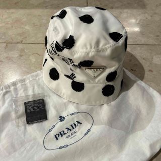 プラダ(PRADA)のプラダ　PRADA  バケットハット　国内正規品　新品未使用品‼️(ハット)