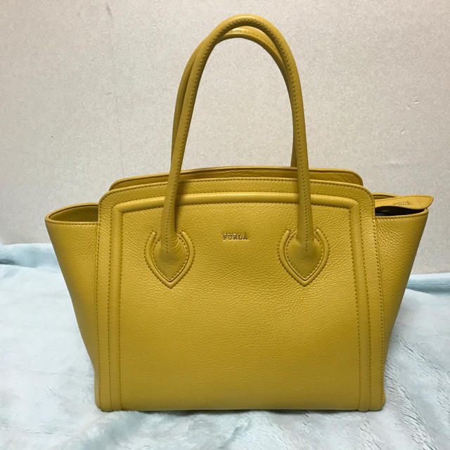 FURLA バッグ