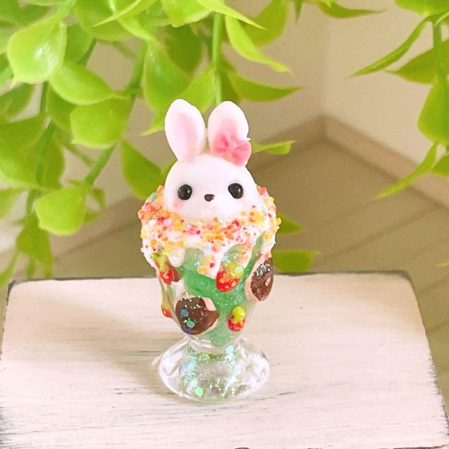 ミニチュアドリンク パフェ メロンソーダうさぎ vinsa.com.co