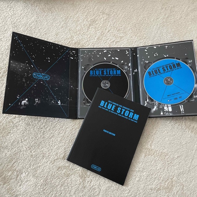 CNBLUE(シーエヌブルー)のCNBLUE BLUE STORM LIVE DVD エンタメ/ホビーのDVD/ブルーレイ(ミュージック)の商品写真