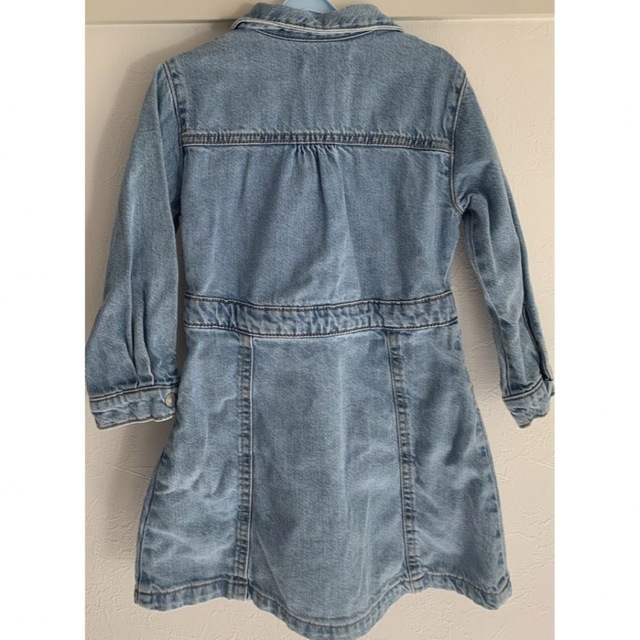 ZARA KIDS(ザラキッズ)のZARA デニムワンピース キッズ/ベビー/マタニティのキッズ服女の子用(90cm~)(ワンピース)の商品写真