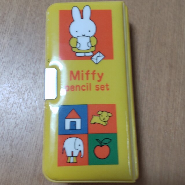 miffy(ミッフィー)のミッフィー　ミニペンシルセット インテリア/住まい/日用品の文房具(ペン/マーカー)の商品写真