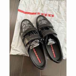 PRADA(エナメル ・ ローファー/革靴)のフリマアイテム一覧 PRADA(エナメル ・ ローファー/革靴)のフリマアイテム一覧