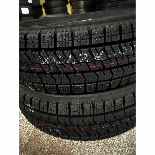 スタッドレスタイヤ　195/65R15 2本1セット新品未使用自動車