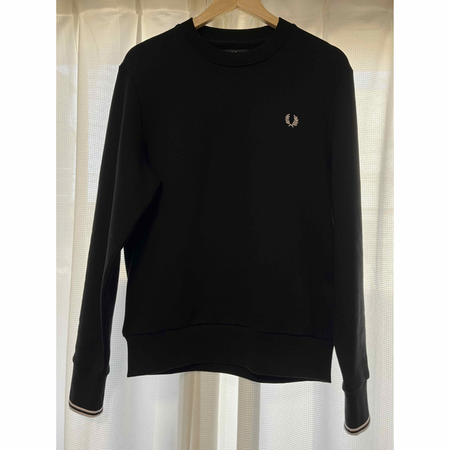 FRED PERRY フレッドペリー　ロゴスウェットシャツ