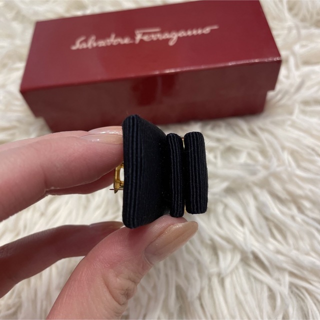 Salvatore Ferragamo(サルヴァトーレフェラガモ)のFerragamo フェラガモ バレッタ レディースのヘアアクセサリー(バレッタ/ヘアクリップ)の商品写真