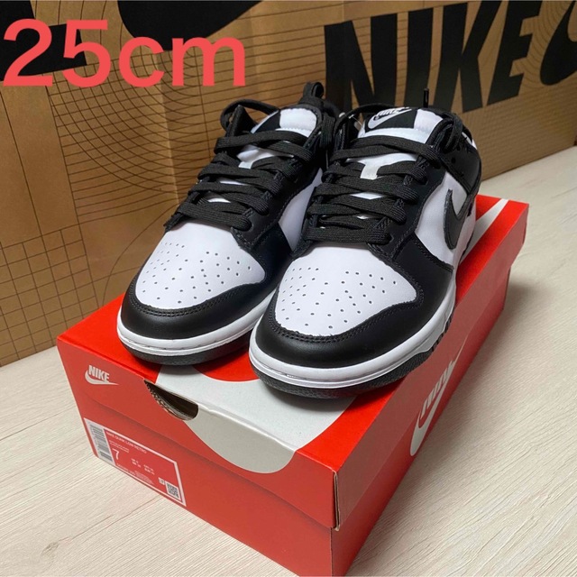 NIKE DUNK LOW BLACK WHITE 25cm パンダ　スニーカー