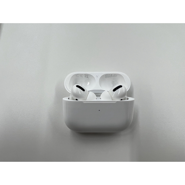 APPLE AirPods Pro ノイズキャンセリング付 正規品 - ヘッドフォン ...