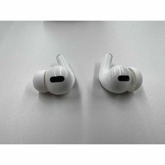 APPLE AirPods Pro ノイズキャンセリング付 正規品 - ヘッドフォン ...