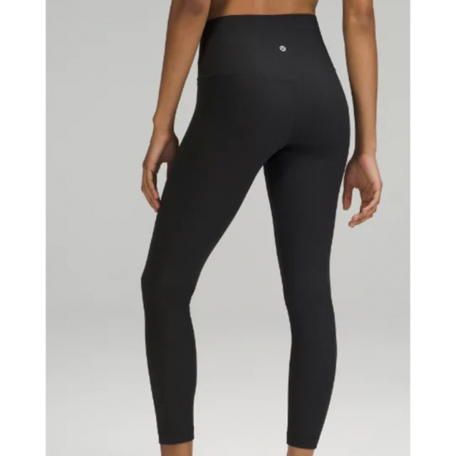 lululemon(ルルレモン)のルルレモン　Align  High-Rise Pant 25"  スポーツ/アウトドアのトレーニング/エクササイズ(ヨガ)の商品写真