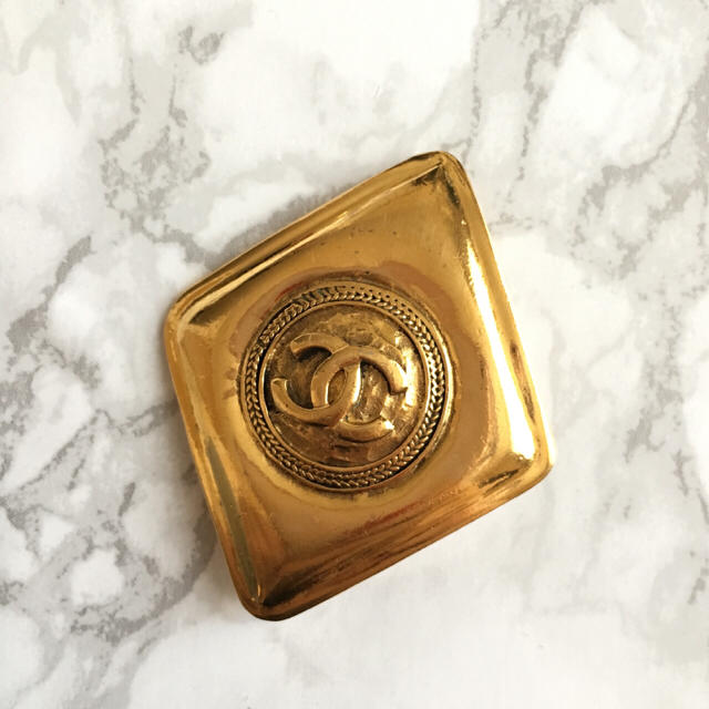 VINTAGE CHANEL BROOCH