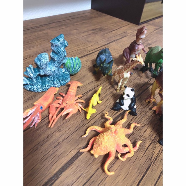 恐竜フィギュアセット☆海やアニア等など エンタメ/ホビーのおもちゃ/ぬいぐるみ(キャラクターグッズ)の商品写真