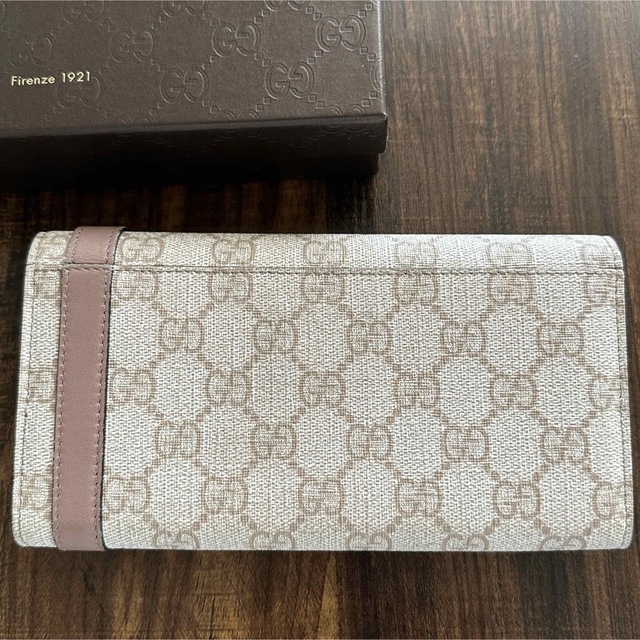 Gucci(グッチ)のGUCCI 長財布 キャンバス 白 ピンク ホワイト ベルト レディースのファッション小物(財布)の商品写真