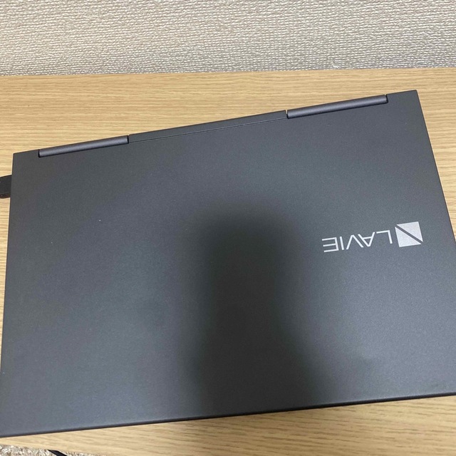 軽薄ノートパソコン LaVie Hybrid ZERO recamin.cl
