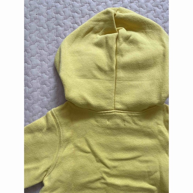 babyGAP(ベビーギャップ)のGAP キッズ　パーカー　90 キッズ/ベビー/マタニティのキッズ服男の子用(90cm~)(ジャケット/上着)の商品写真