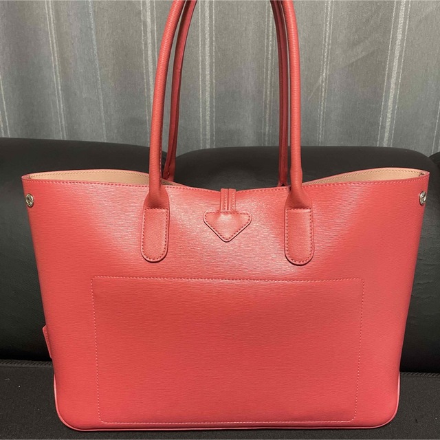 LONGCHAMP(ロンシャン)のロンシャン　ROSEAU レザー トートバッグ ピンクレッド レディースのバッグ(トートバッグ)の商品写真