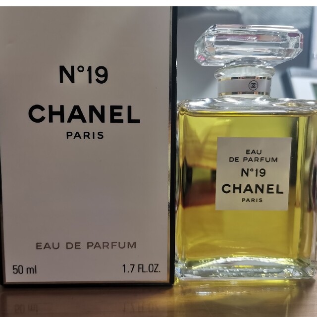 CHANEL No19 50ml 未使用品